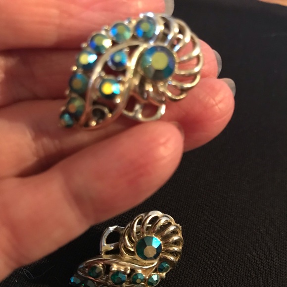 Vintage earrings - Picture 2 of 4